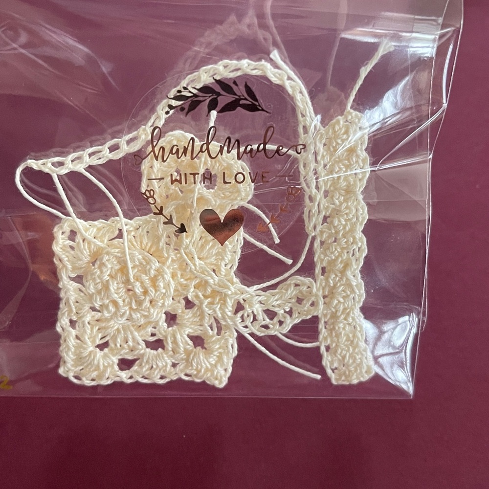 Handmade Crochet Lace Pieces in Cream🌺